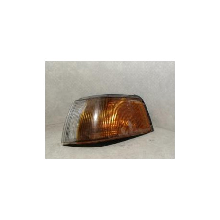 Optique avant principal droit (feux)(phare) MAZDA 323 4 PHASE 1 d’occasion