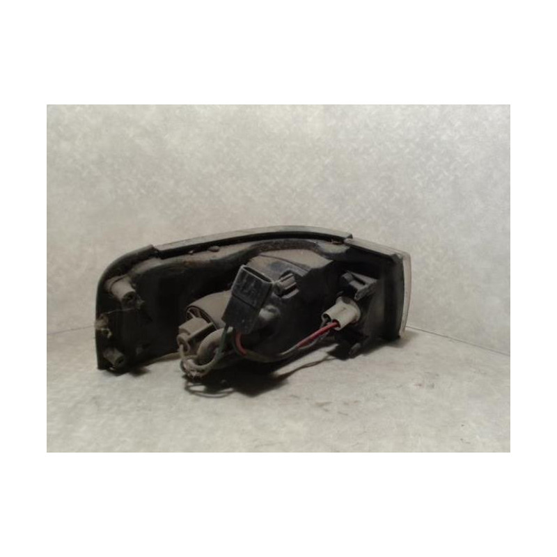 Optique avant principal droit (feux)(phare) MAZDA 323 4 PHASE 1 d’occasion
