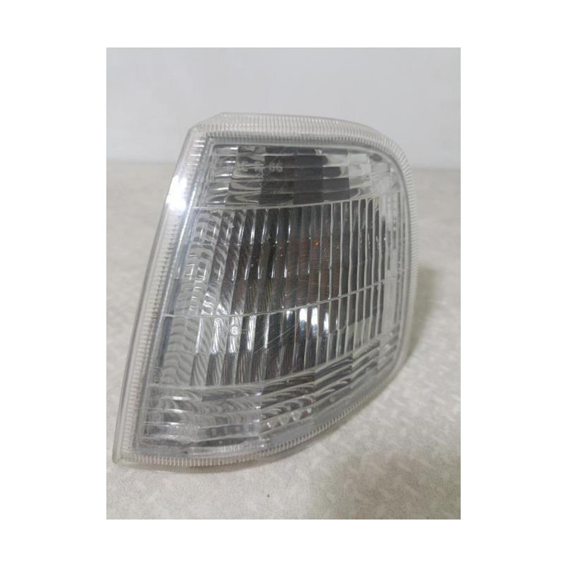 Optique avant secondaire gauche (feux)(clignotant) PEUGEOT 405 PHASE 1 d’occasion