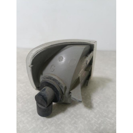 Optique avant secondaire gauche (feux)(clignotant) PEUGEOT 405 PHASE 1 d’occasion