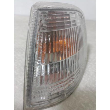 Optique avant secondaire gauche (feux)(clignotant) PEUGEOT 405 PHASE 2 d’occasion