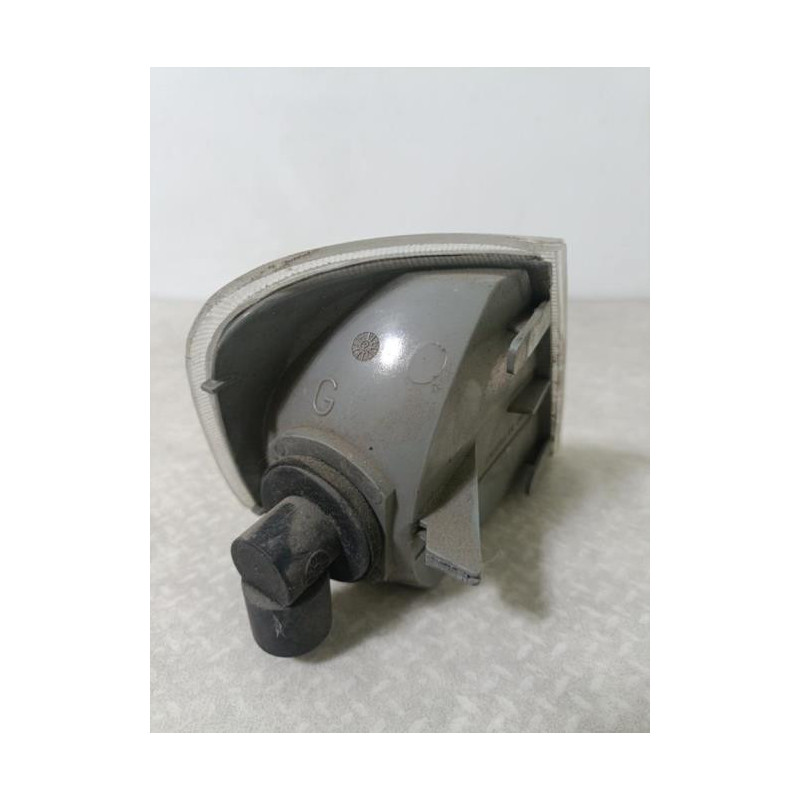 Optique avant secondaire gauche (feux)(clignotant) PEUGEOT 405 PHASE 1 d’occasion