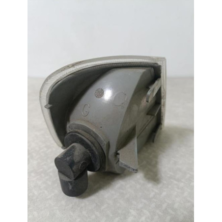 Optique avant secondaire gauche (feux)(clignotant) PEUGEOT 405 PHASE 1 d’occasion