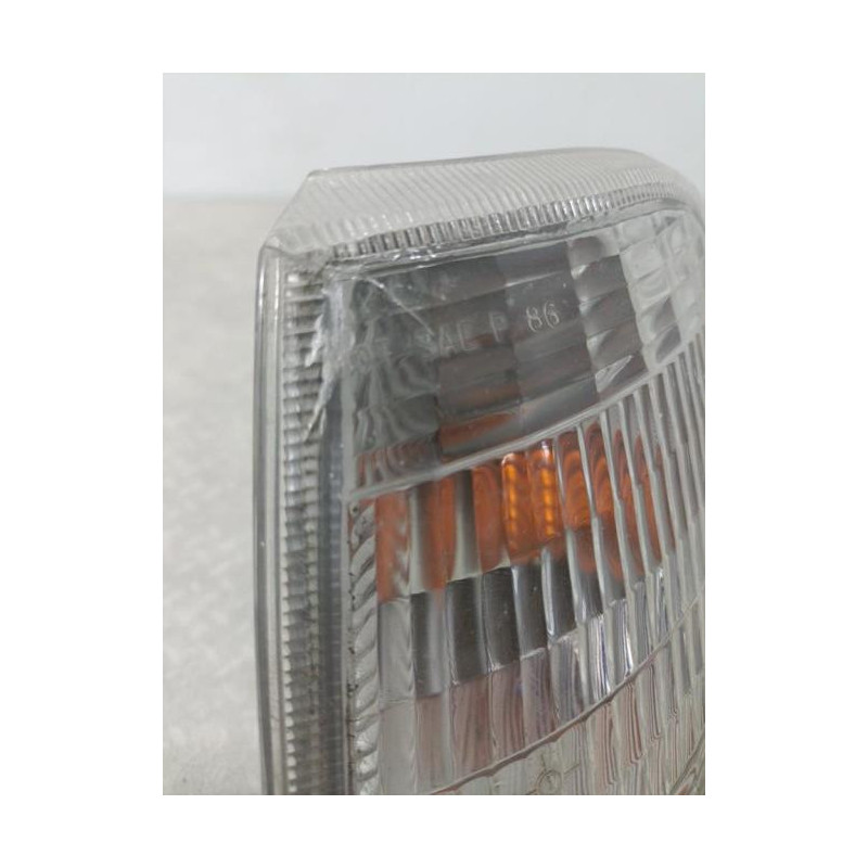 Optique avant secondaire gauche (feux)(clignotant) PEUGEOT 405 PHASE 1 d’occasion