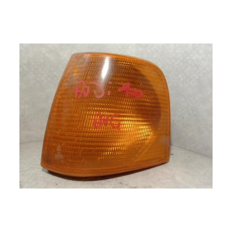 Optique avant secondaire gauche (feux)(clignotant) AUDI  d’occasion