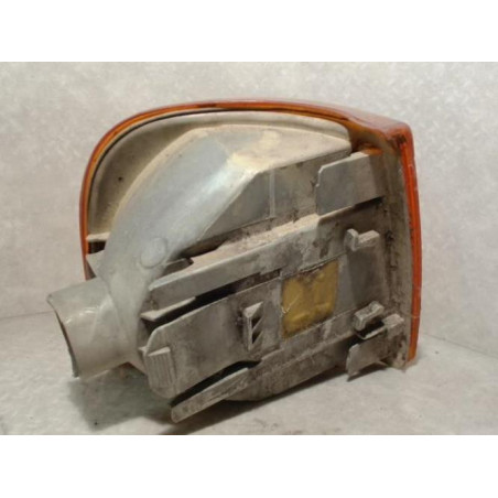 Optique avant secondaire gauche (feux)(clignotant) AUDI 100 3 d’occasion