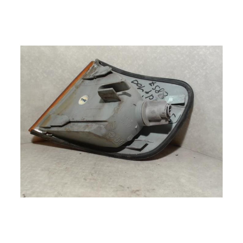 Optique avant secondaire droit (feux)(clignotant) AUDI A6 1 d’occasion