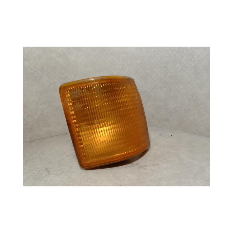 Optique avant secondaire gauche (feux)(clignotant) AUDI  d’occasion