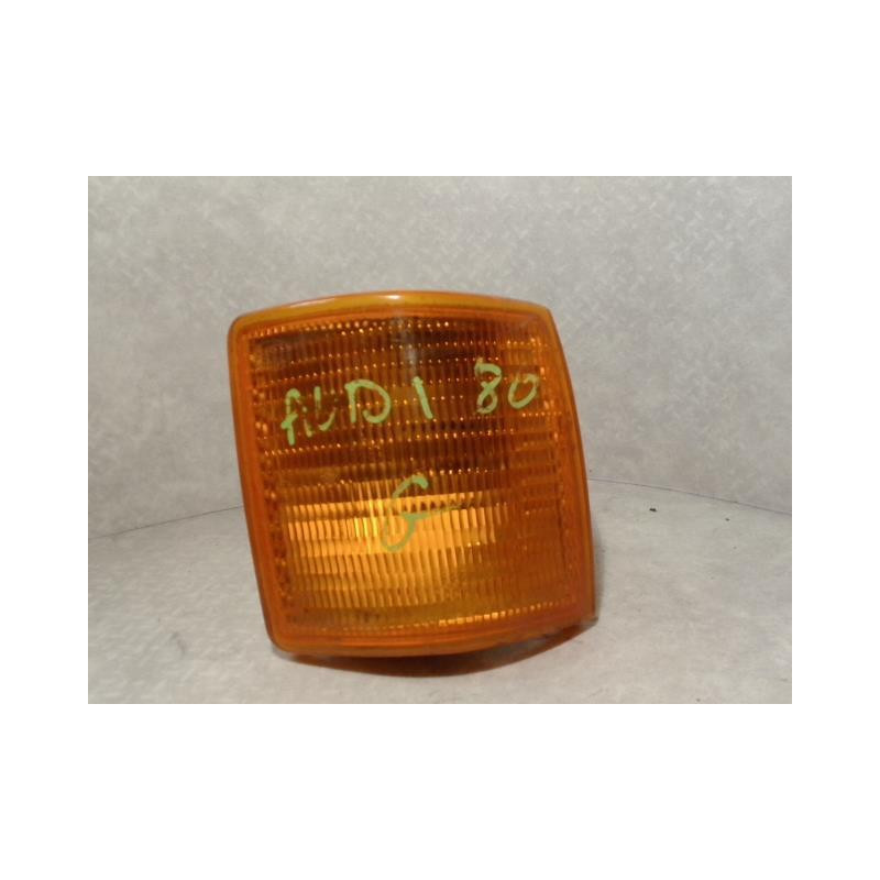 Optique avant secondaire gauche (feux)(clignotant) AUDI  d’occasion