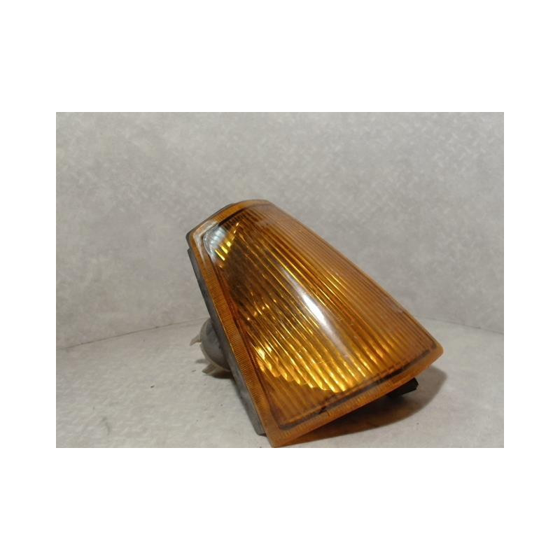 Optique avant secondaire droit (feux)(clignotant) VOLVO 340 d’occasion