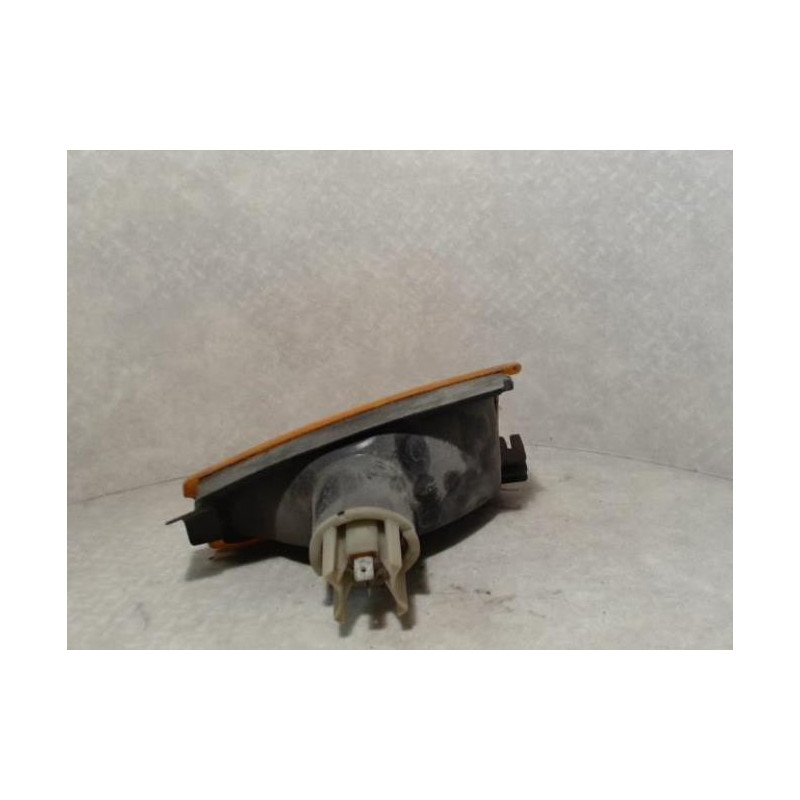 Optique avant secondaire droit (feux)(clignotant) VOLVO 340 d’occasion
