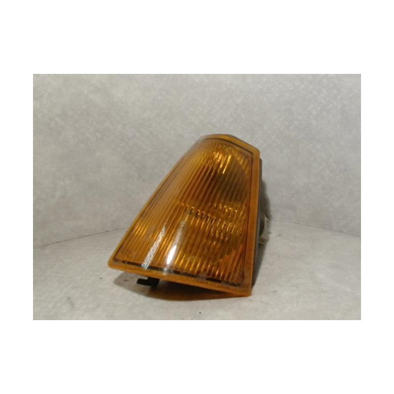 Optique avant secondaire gauche (feux)(clignotant) VOLVO 340 d’occasion