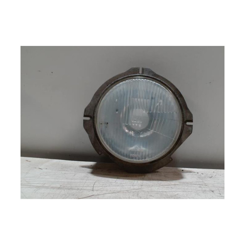 Optique avant principal droit (feux)(phare) VOLVO B20 d’occasion