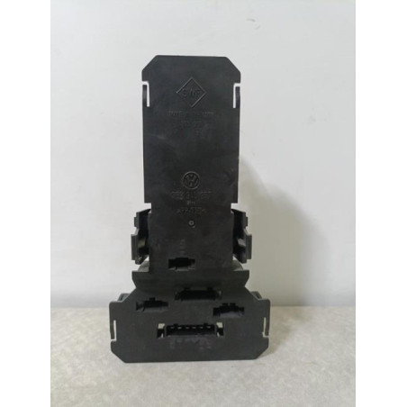 Platine feu arriere gauche VOLKSWAGEN 1.9 TDI 115 8V d’occasion