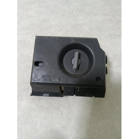 Platine feu arriere gauche AUDI 80 3 PHASE 2 d’occasion