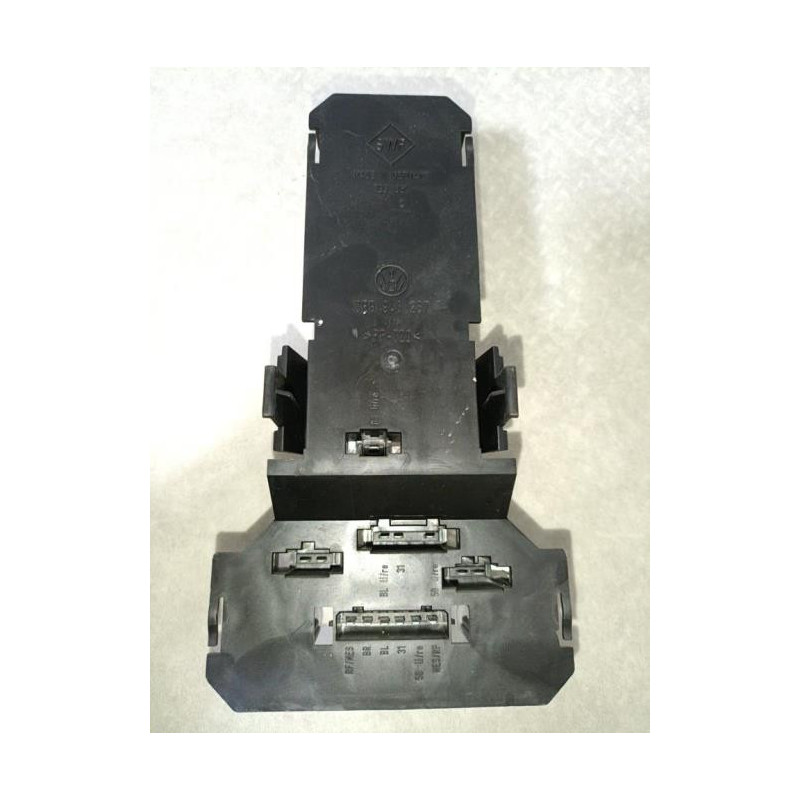 Platine feu arriere droit VOLKSWAGEN 1.9 TDI 115 8V d’occasion