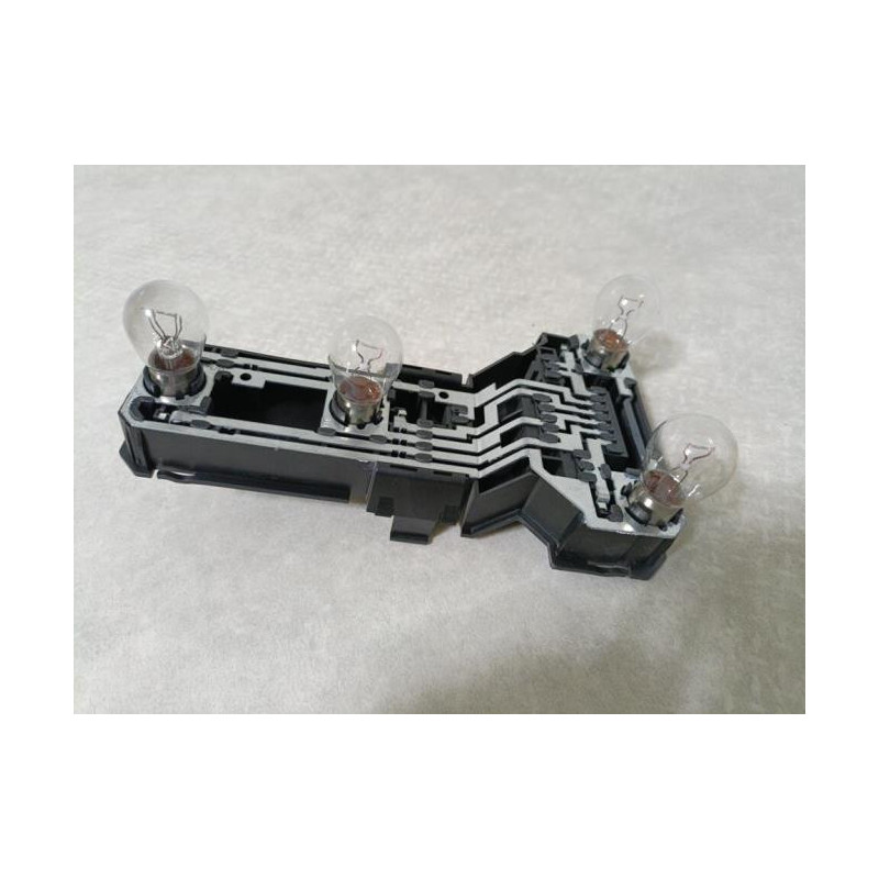 Platine feu arriere droit VOLKSWAGEN 1.9 TDI 115 8V d’occasion