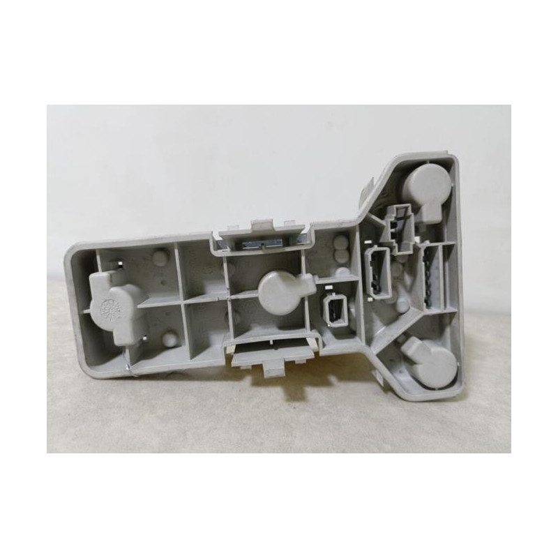 Platine feu arriere gauche VOLKSWAGEN PASSAT 4 PHASE 1 d’occasion