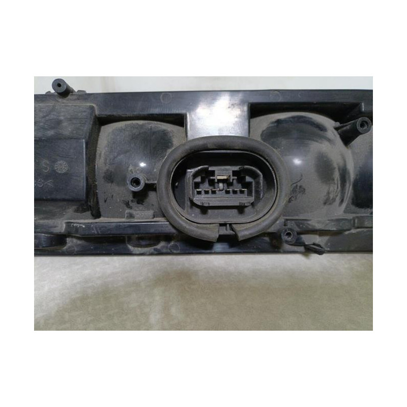 Platine feu arriere gauche LANCIA Y10 2 d’occasion