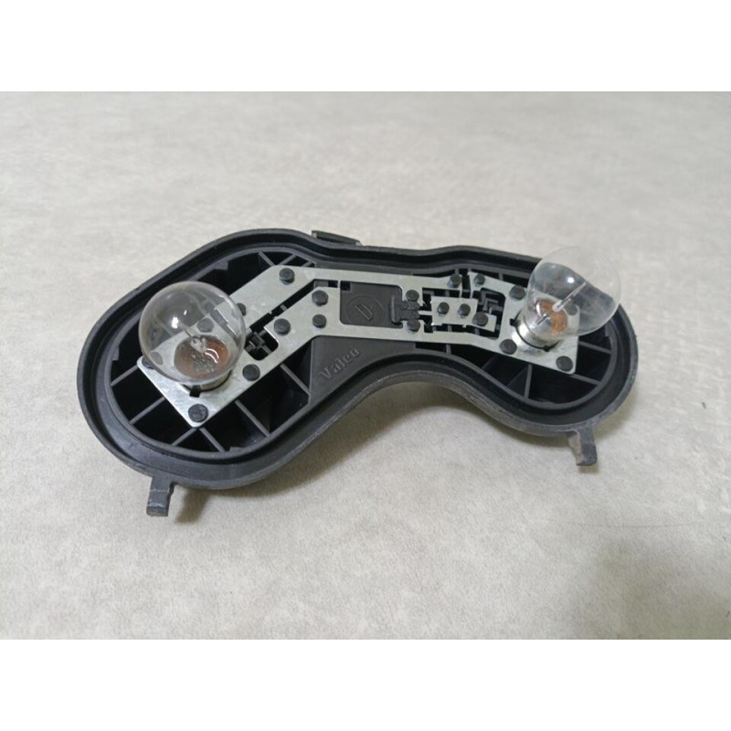 Platine feu arriere droit RENAULT MEGANE 2 PHASE 1 d’occasion