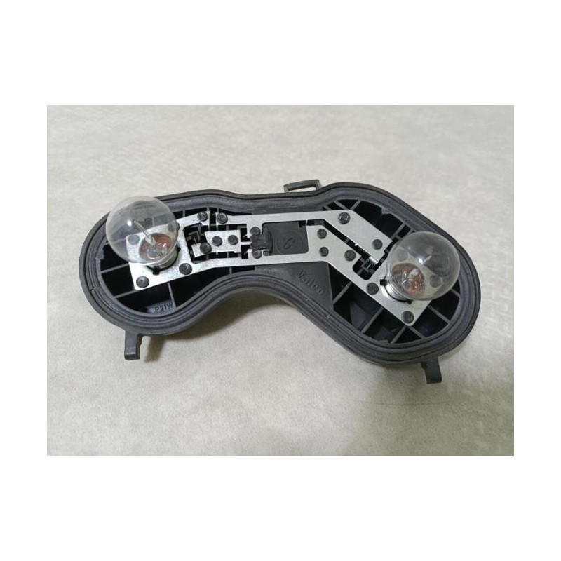 Platine feu arriere gauche RENAULT MEGANE 2 PHASE 1 d’occasion