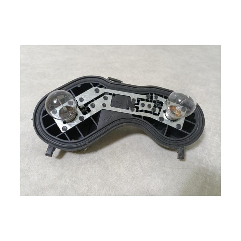 Platine feu arriere droit RENAULT MEGANE 2 PHASE 1 d’occasion