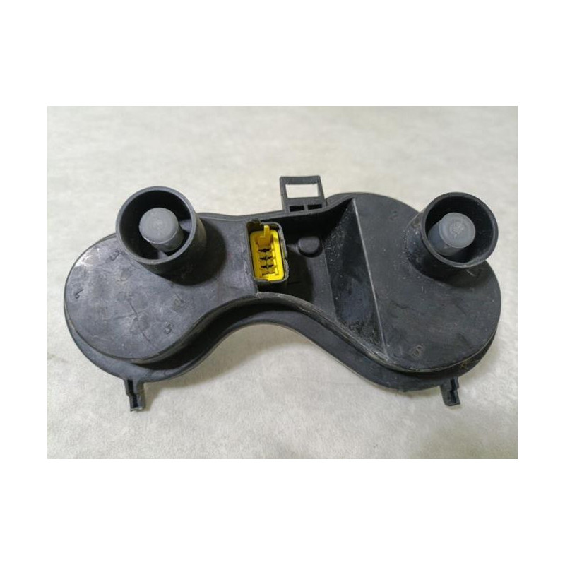 Platine feu arriere droit RENAULT MEGANE 2 PHASE 1 d’occasion