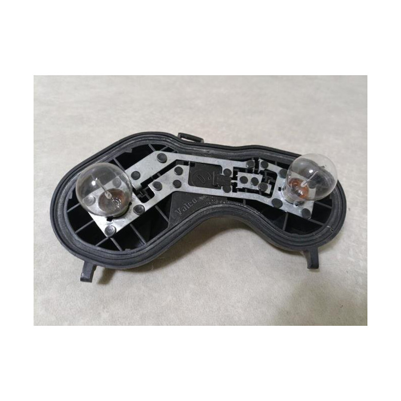 Platine feu arriere droit RENAULT MEGANE 2 PHASE 1 d’occasion