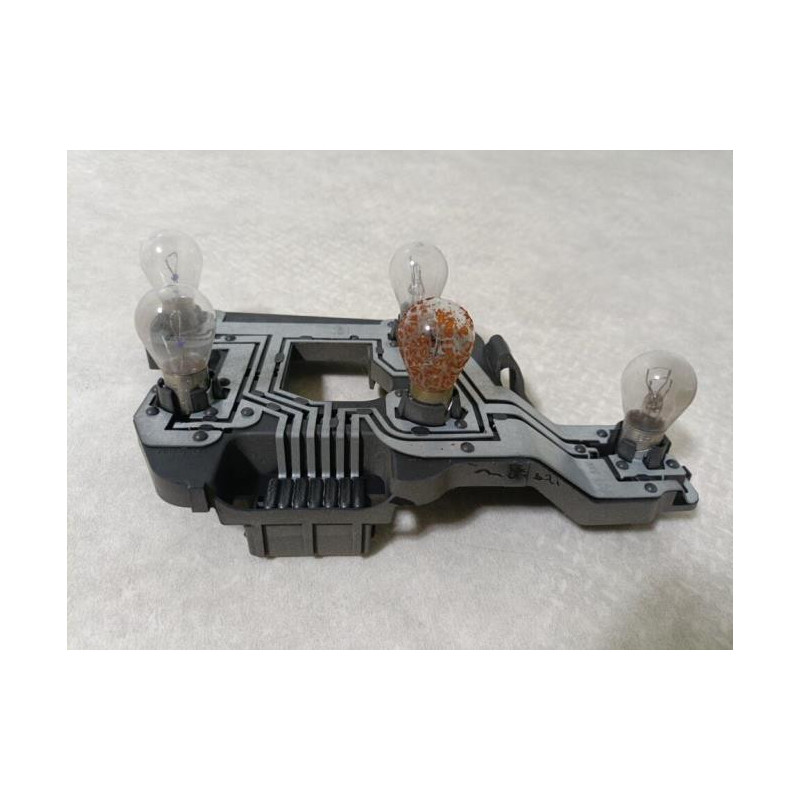 Platine feu arriere gauche CITROEN XSARA PHASE 1 d’occasion