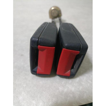 Attache ceinture arriere droit SEAT IBIZA 2 PHASE 2 d’occasion