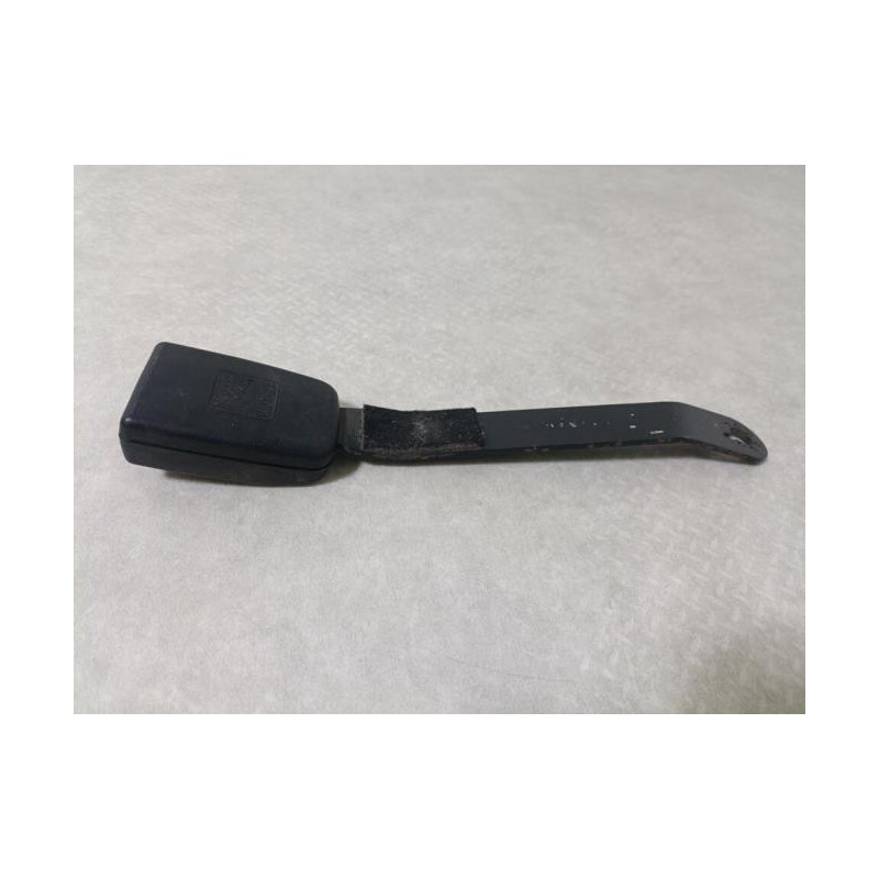 Attache ceinture avant gauche SEAT CORDOBA 1 PHASE 1 COUPE d’occasion