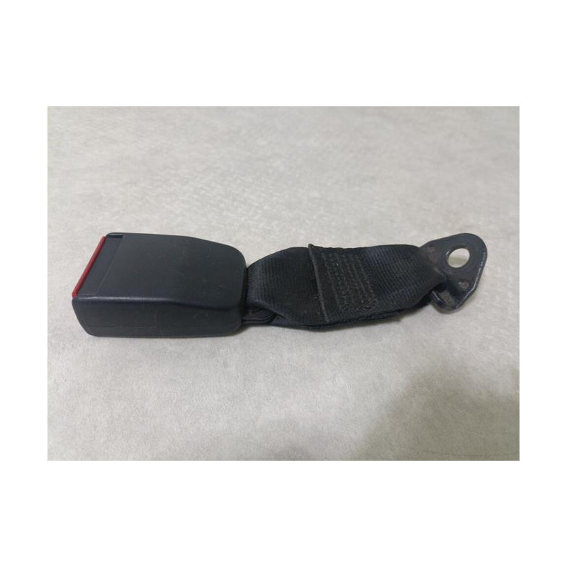Attache ceinture arriere droit RENAULT R19 PHASE 1 d’occasion