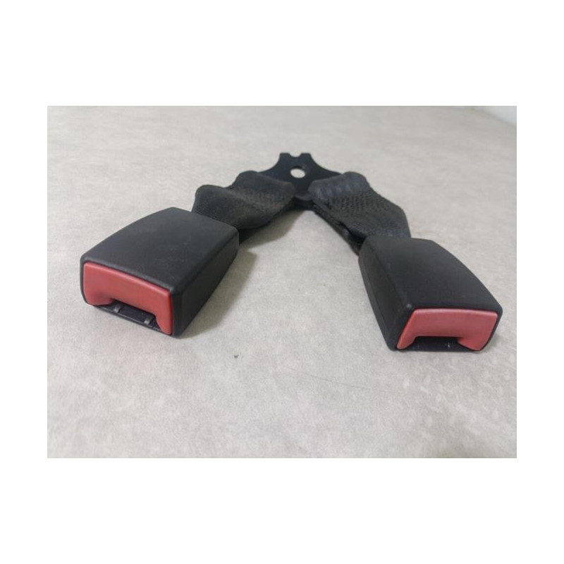Attache ceinture arriere gauche FORD FIESTA 4 PHASE 1 d’occasion
