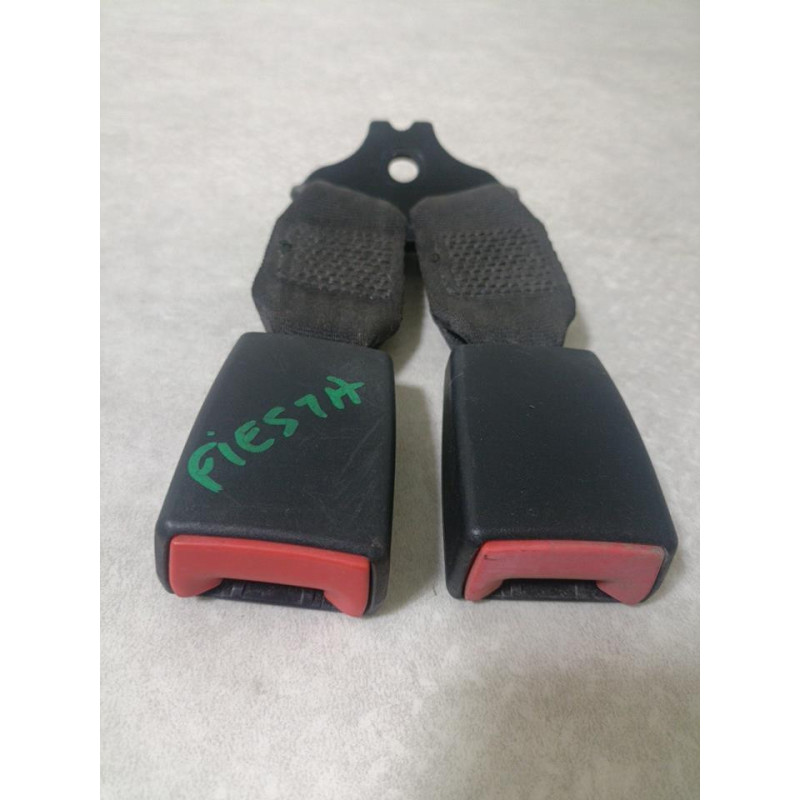 Attache ceinture arriere gauche FORD FIESTA 4 PHASE 1 d’occasion