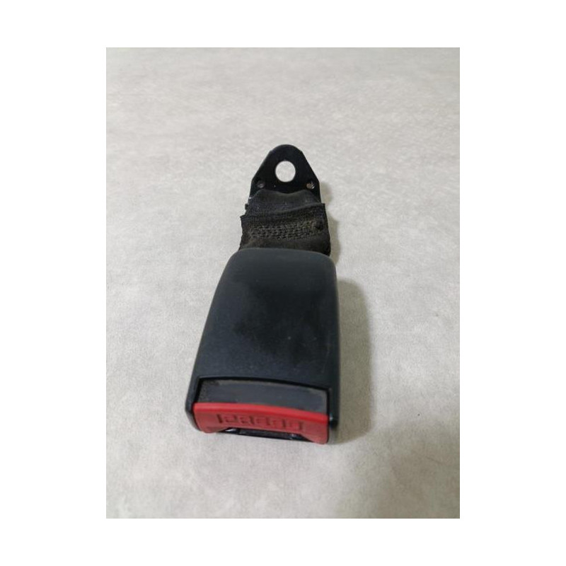 Attache ceinture arriere gauche RENAULT CLIO 1 PHASE 2 d’occasion