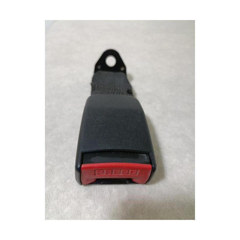 Attache ceinture arriere droit RENAULT CLIO 1 PHASE 1 d’occasion