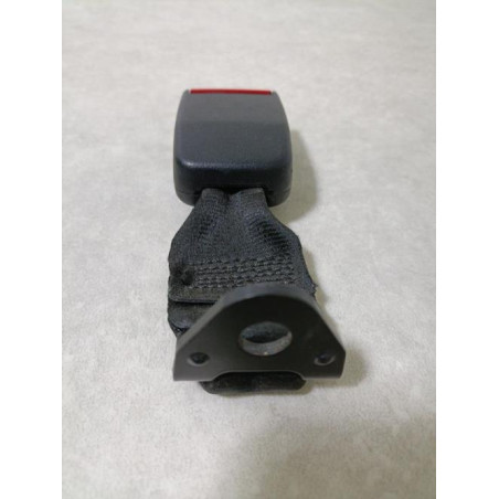 Attache ceinture arriere droit RENAULT CLIO 1 PHASE 1 d’occasion