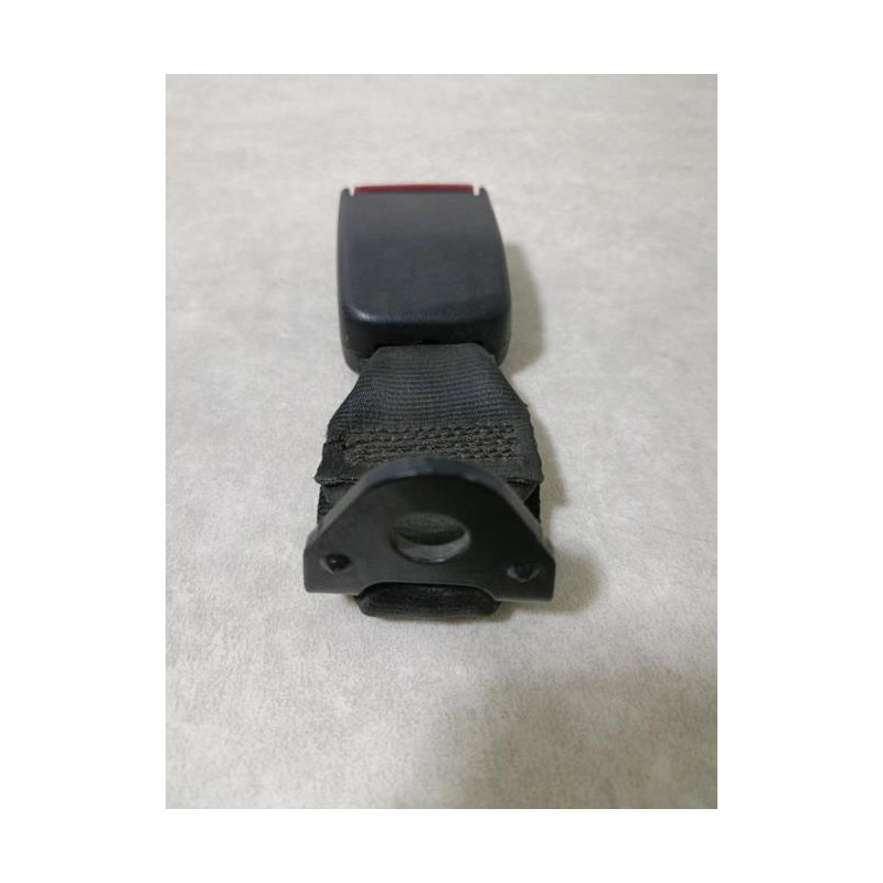 Attache ceinture arriere droit RENAULT CLIO 1 PHASE 2 d’occasion