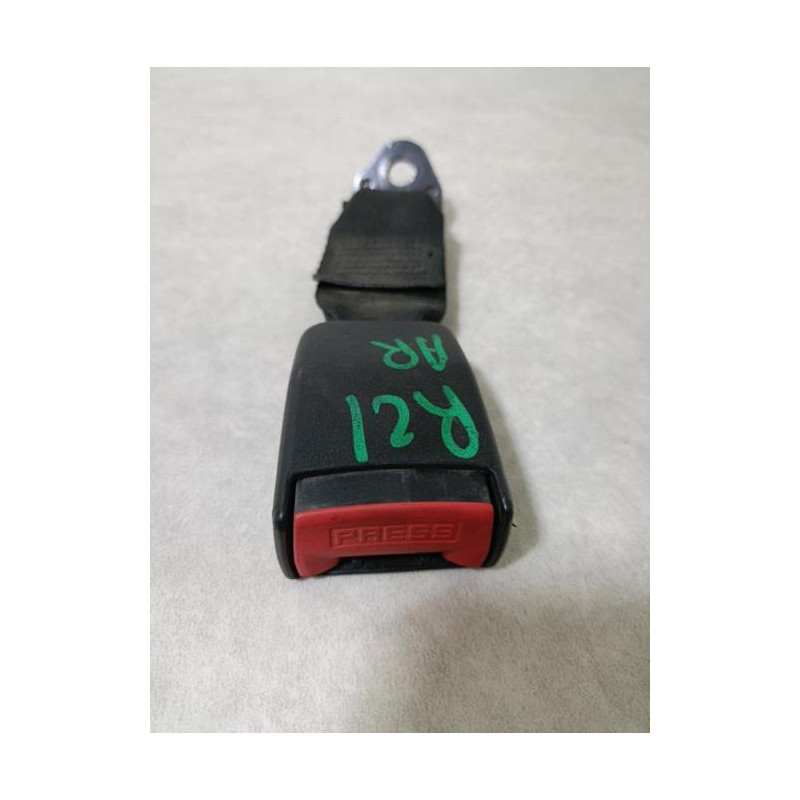 Attache ceinture arriere droit RENAULT R21 PHASE 1 d’occasion