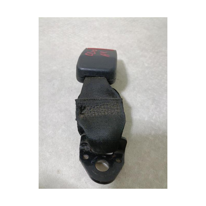 Attache ceinture arriere droit RENAULT CLIO 1 PHASE 1 d’occasion