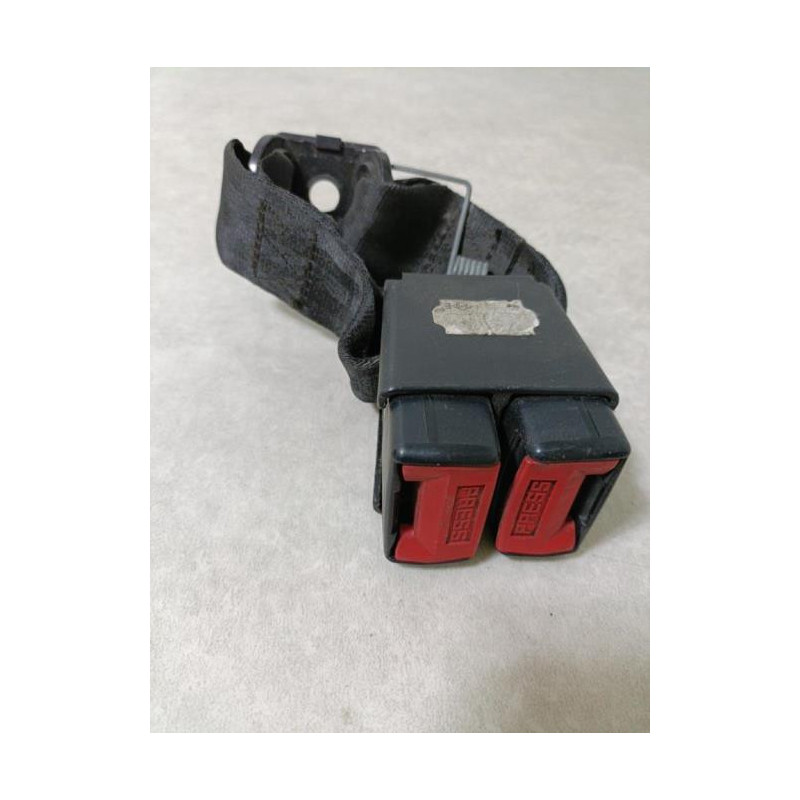 Attache ceinture arriere centrale RENAULT MEGANE 1 PHASE 1 d’occasion