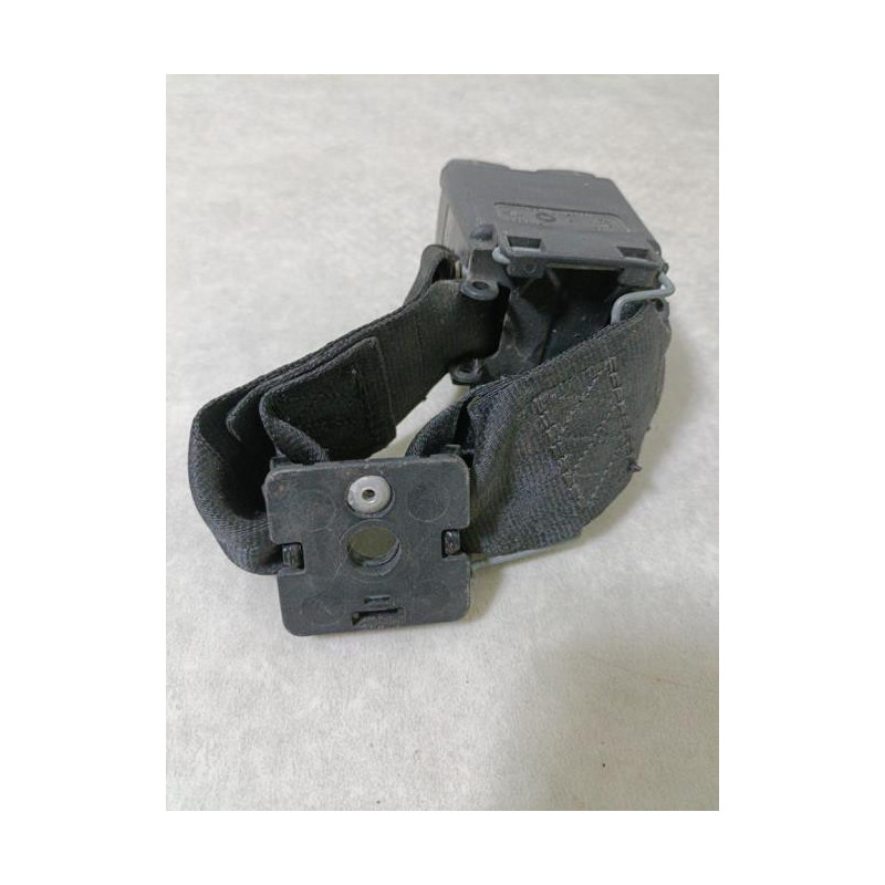 Attache ceinture arriere centrale RENAULT MEGANE 1 PHASE 1 d’occasion