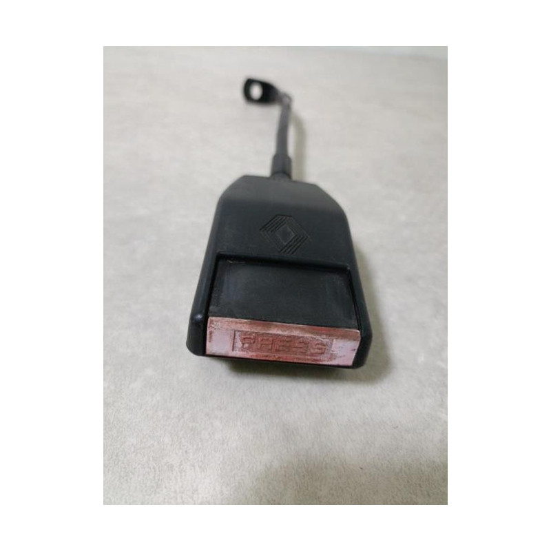 Attache ceinture avant droit RENAULT R9 d’occasion