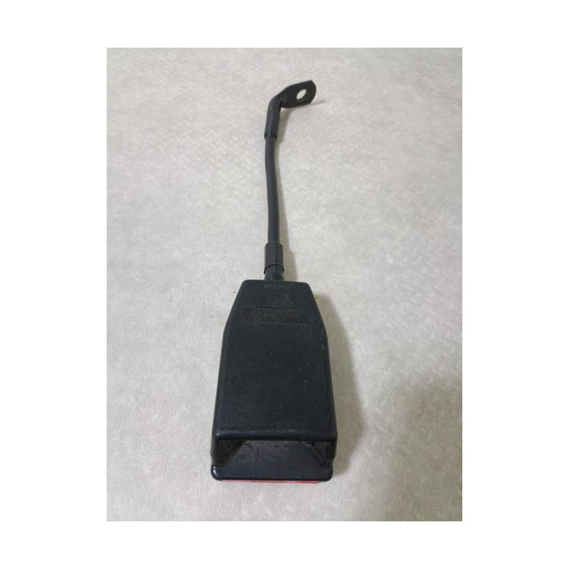 Attache ceinture avant droit RENAULT R9 d’occasion