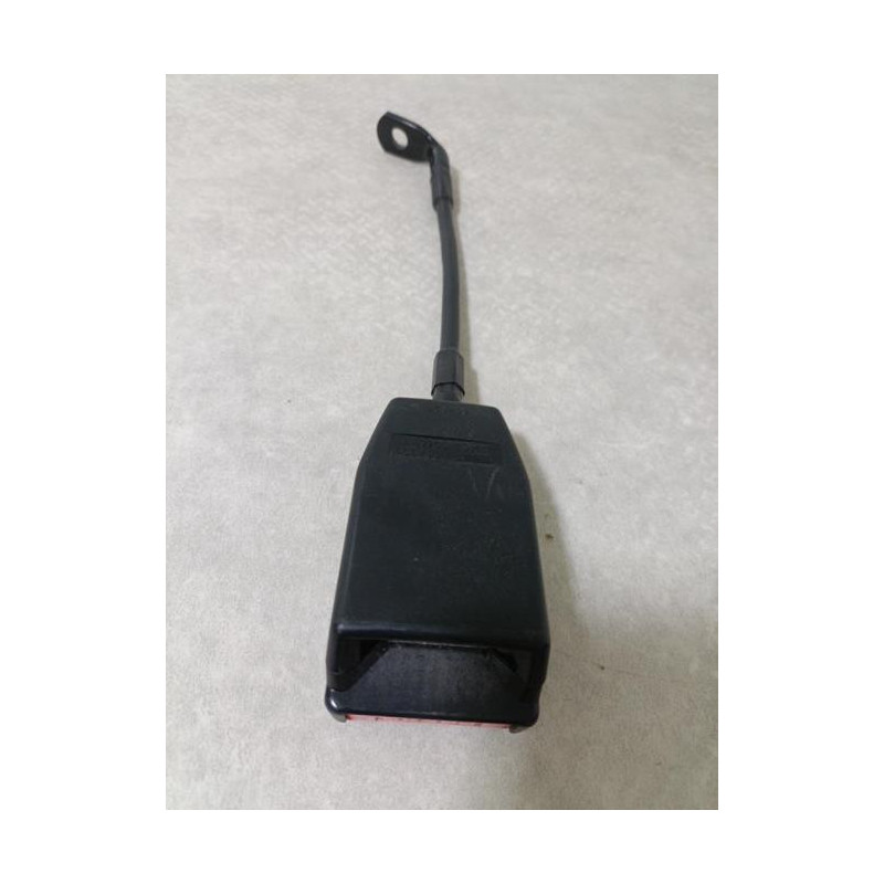 Attache ceinture avant gauche RENAULT R9 d’occasion
