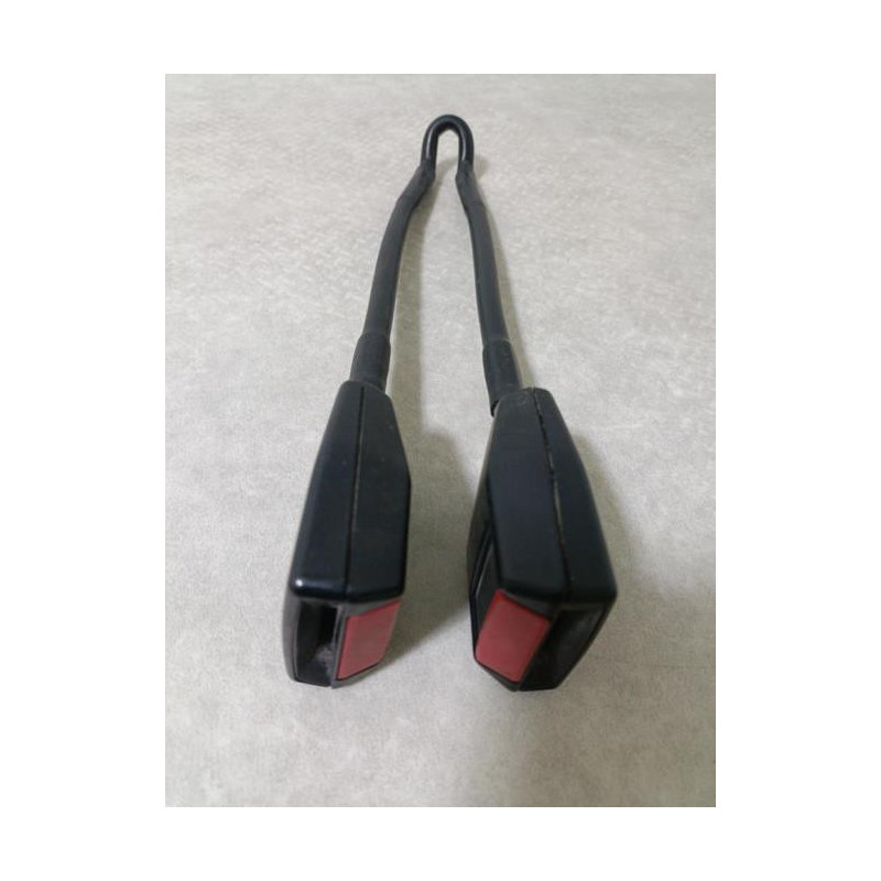 Attache ceinture avant gauche FORD FIESTA 3 PHASE 1 d’occasion
