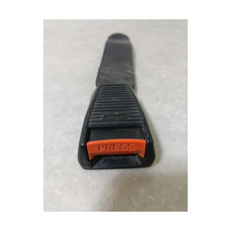 Attache ceinture arriere droit FIAT UNO PHASE 1 d’occasion