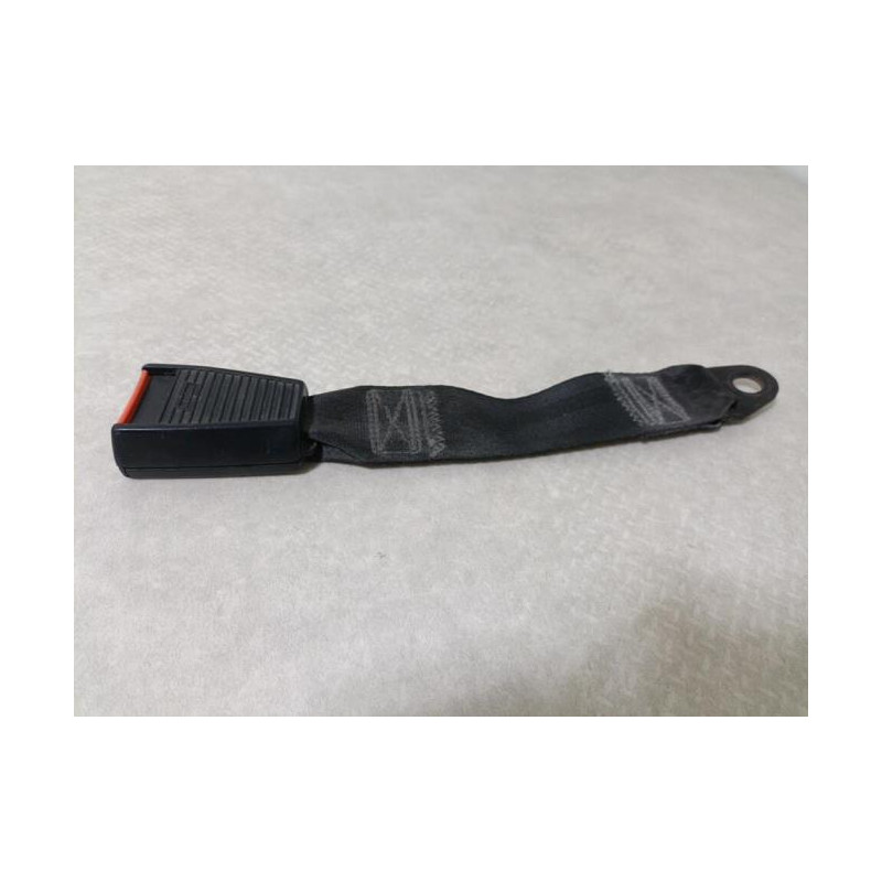 Attache ceinture arriere droit FIAT UNO PHASE 1 d’occasion