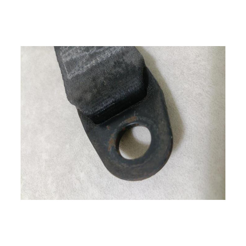 Attache ceinture arriere droit FIAT UNO PHASE 1 d’occasion