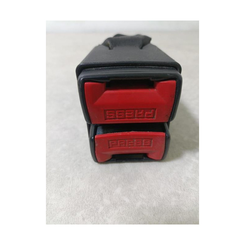 Attache ceinture arriere centrale RENAULT LAGUNA 1 PHASE 2 d’occasion